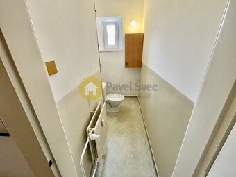 Prodej prostorného byt 2+1, balkon, komora, sklep, Strakonic - 18