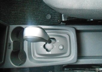 Opel Meriva 1,6 77 kW AUTOMAT benzín - 18