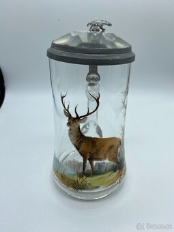 Sběratel nabízí staré korbele s cínovými víčky - 18