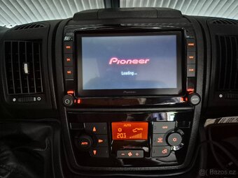 Knaus Live Wave 650 MF - 18