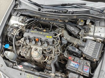 Honda Accord 2.0 115 kW i-VTEC 2009 benzín - 18