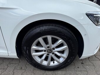 VW Passat B8 Variant 2.0 TDI 110kW Man Navi Tažné Panorama - 18
