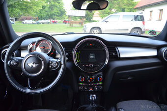 PRODÁM MINI COOPER ONE 1.5D 5-DVÉŘ NAVI,ALU,TEMPOMAT - 18