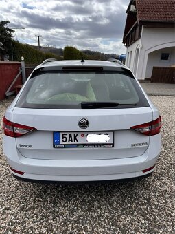 Škoda Superb - 18