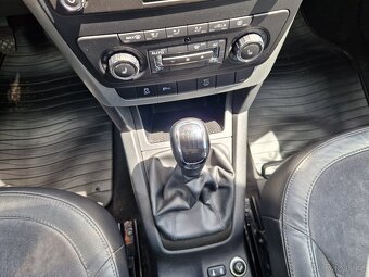 Škoda Yeti, 1,4 TSI 90KW , xenony,vyhř.sed., tažné zařízení - 18