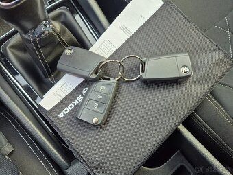 Škoda Karoq 2.0 TDi 110kw SPORTLINE 2020 ZÁRUKA - 18