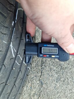 225/60/17 Originál Alu kola Hyundai Tuson - 18