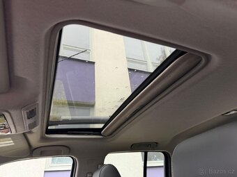 Nissan Navara 3,0 DCi V6 4WD/automat/35 tkm - 18