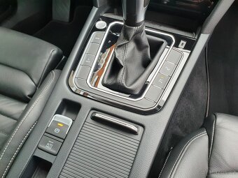 VW Passat GTE Variant 1.4TSI 160kW DSG - záruka Autodraft - 18