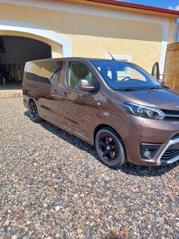 Toyota Proace Verso, 1,9 TDI, VIP , r. 2021, 130 kw - 18