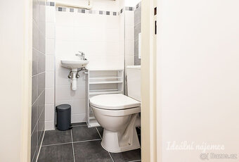 Pronájem bytu 4+kk, Jeremenkova, Podolí, 39500 Kč/měs, 94 m2 - 18