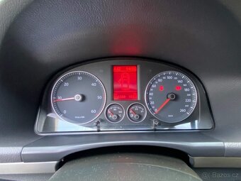 VW Touran Highline RLINE 2.0 TDI xenony klima tažné tempomat - 18