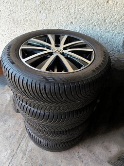 VW MULTIVAN T5 2.0 TDI 103 KW - 18