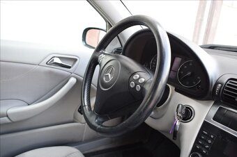 Mercedes-Benz Třídy C 1.8 C 200 KOMPRESOR KUPÉ/2005/ - 18