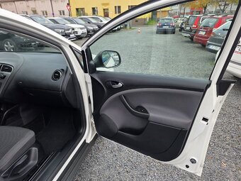 Seat Altea
Xl 1.4 TSI Parkovací senzory175 000 Kč
 - 18