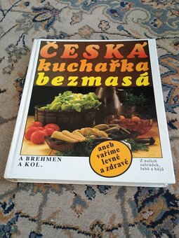 Kuchařka Když jídlo spojuje a další kuchařky - 18