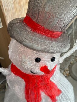 LED akrylový sněhulák – perfektní stav - 18