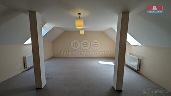 Prodej rodinného domu, 6+kk, 200m², Panenské Břežany - 18