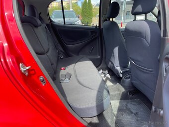 Toyota Yaris, 1,0 48kW, SERVISKA - 18