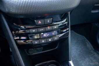 Peugeot 2008 1.2 PureTech Active - 18