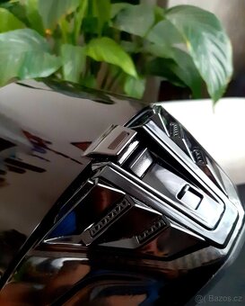 Přilba Shark Spartan RS Carbon .. NOVÁ - 18