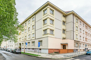 Exkluzivní mezonetový byt 3+kk - Náměstí Interbrigády, Praha - 18