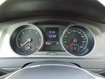 VOLKSWAGEN GOLF VII 1.6 TDI,PO VELKÉM SERVISE - 18