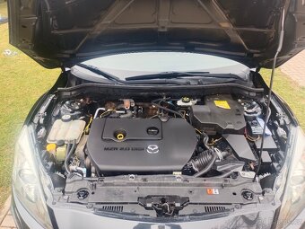 MAZDA 3  2.0 16V - 18