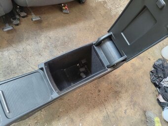 Sedačky Passat B6 sedan + tunel - výhřev - 18