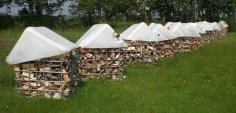 IBC nádrže na všechno černé bílé a klece - 18