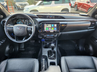 TOYOTA HILUX INVINCIBLE DOUBLE CAB, 2,8D - 4D 150 KW - 18