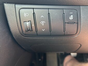 Kia Ceed 1.6 CRDI kombi 2014 - 18