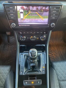 Škoda Superb 3 Laurin & Klement - 18