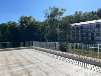 Pronájem moderní kanceláře – 52 m², Praha 5 – Hlubočepy - 18