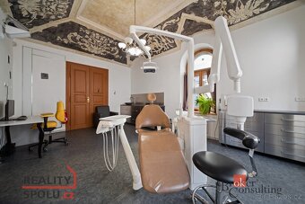 Prodej, komerční/ordinace, 134 m2, Komenského 264/5, 50003 H - 18