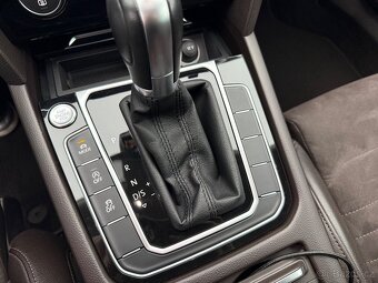 VW Passat 2.0 TDI - 140KW - TOP stav a výbava - DPH - 18