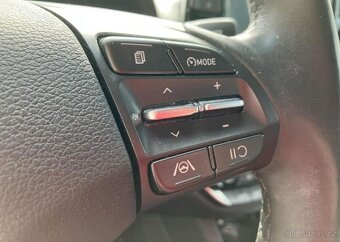 Hyundai i30 1.5-FASTBACK-ZÁRUKA-AUTOMAT - 18