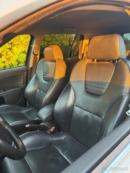Ford Mondeo ST220 - 18