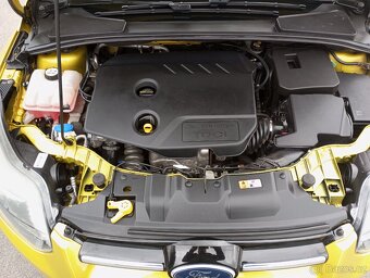 Ford Focus Titánium 1.6TDCI,85kw,rv-2011,najeto 207634km. - 18