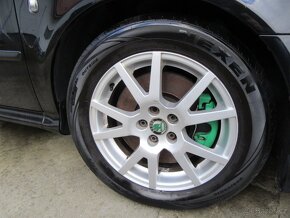 Škoda Octavia Combi RS 1,8 Turbo velmi pěkná - 18