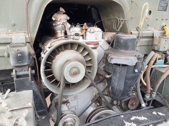 Praga V3S skříň - 18