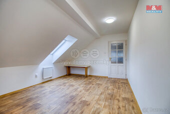 Prodej rodinného domu, 191 m², Litohlavy - 18