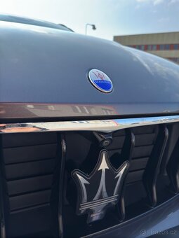 Maserati Levante 3.0 bi-turbo/316kw/4x4/133tkm/krásná výbava - 18
