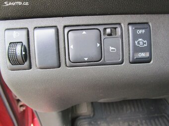 Nissan Navara, 2,5D-126KW-NOVÁ STK - 18