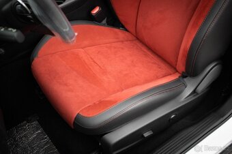 NOVÝ Dodge Challenger SRT 6.4 HEMI - 18