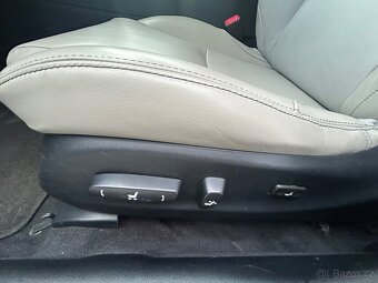 Lexus IS 250i V6 153KW AUTOMAT-KUŽE-KAMERA-PDC-VYHŘEV-2010 - 18