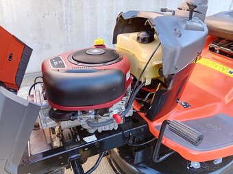 Prodám zahradní traktor Husqvarna CT126 - 18