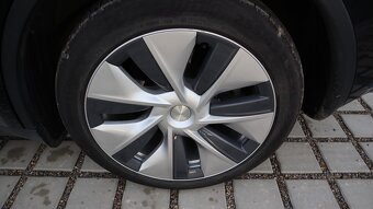 Tesla Model Y, Long Range 4WD, SoH 93.4% - 18