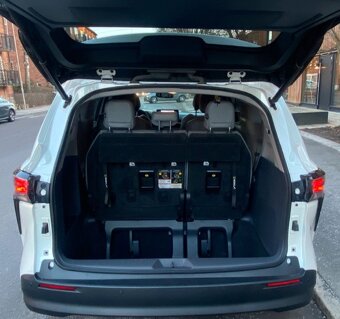 TOYOTA SIENNA HYBRID  (rezervace) - 18