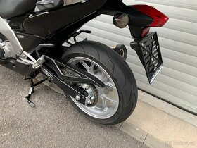Honda NC 700 D Integra ABS SUPER STAV - 18